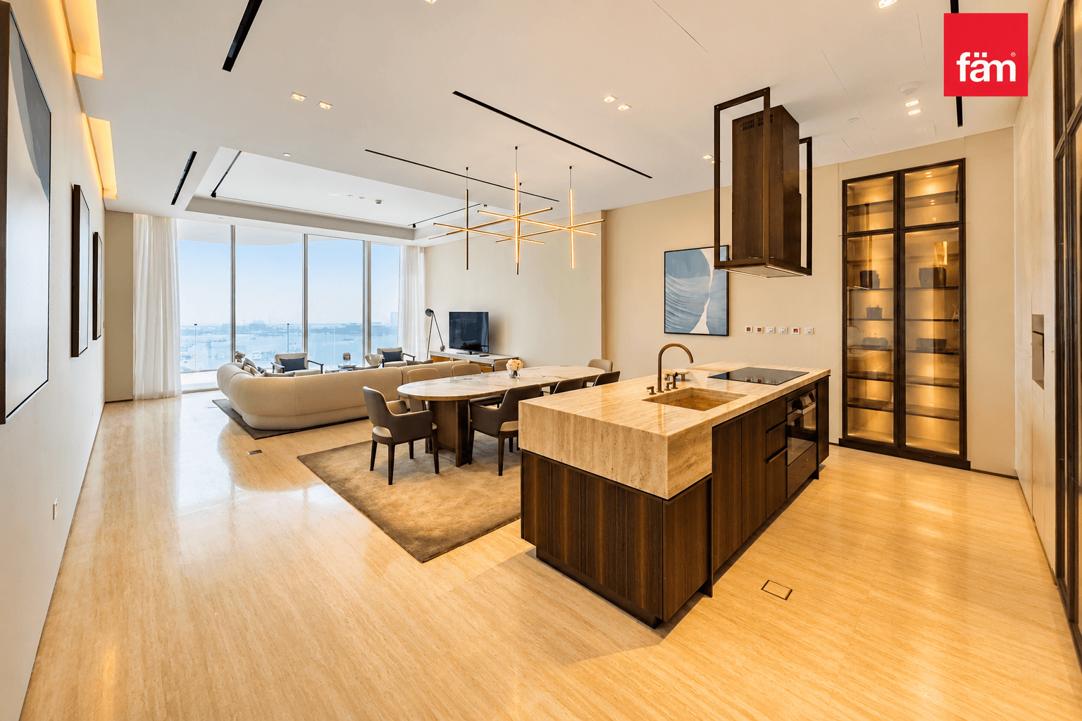 Vacant / Private Pool / Ready To Move In
