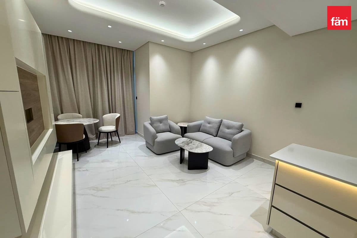 Furnished | Middle Floor | Pool View