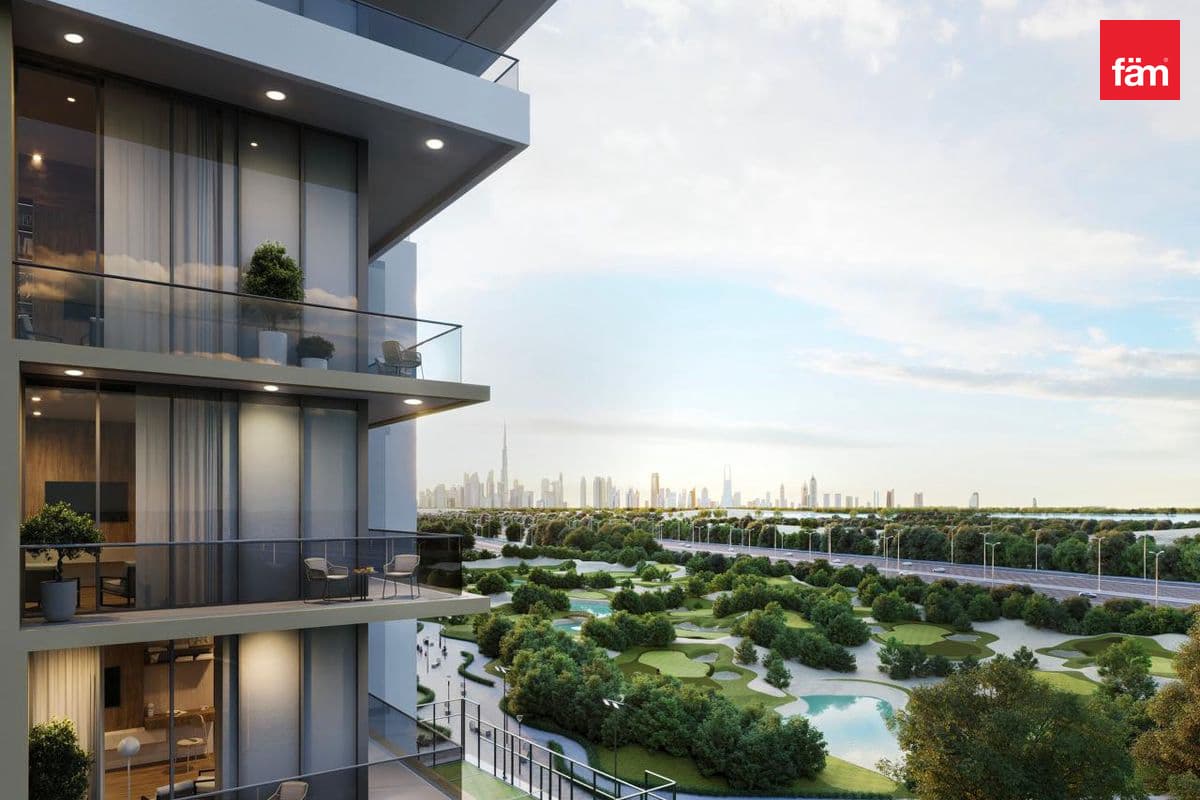 High-Floor 1br + Study | Golf & Downtown