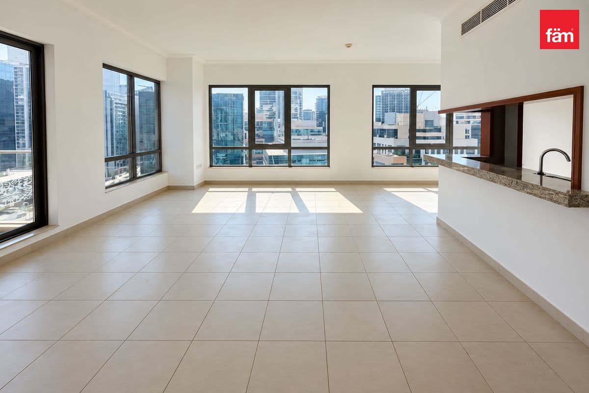 Corner-Unit | Largest Layout | Renovated