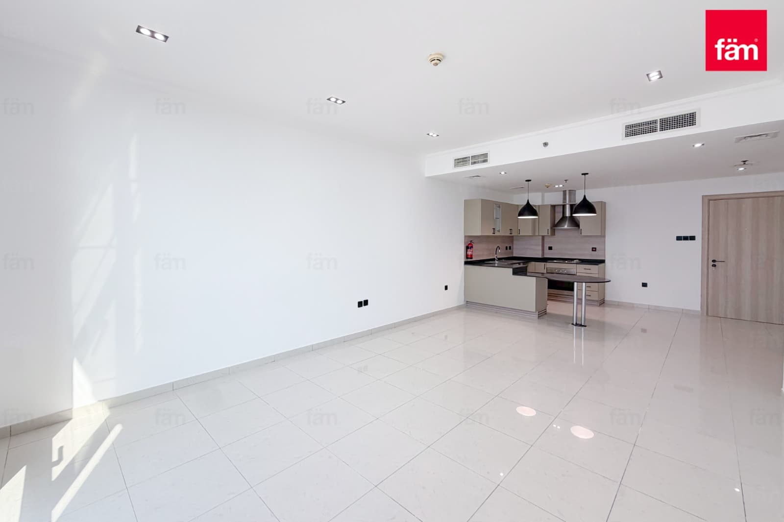 Upgraded | Open/Skyline View | Chiller-Free