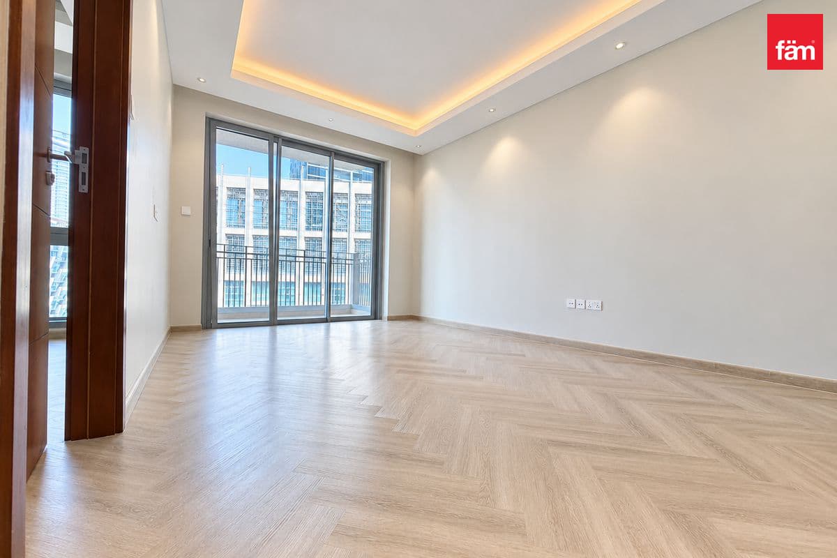 Burj Khalifa View | Upgraded | Community Expert