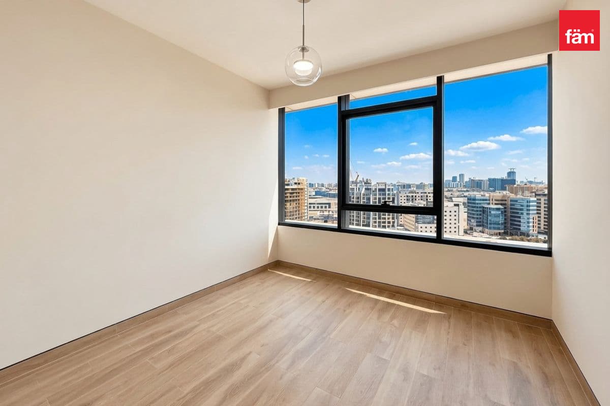 Brand New Living With Unobstructed Green Views