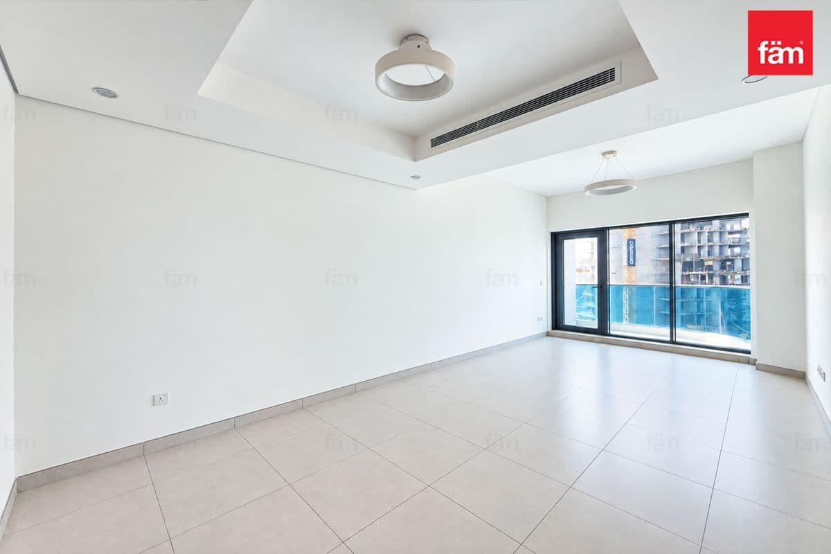 Unfurnished | Partial Burj Khalifa And Canal View