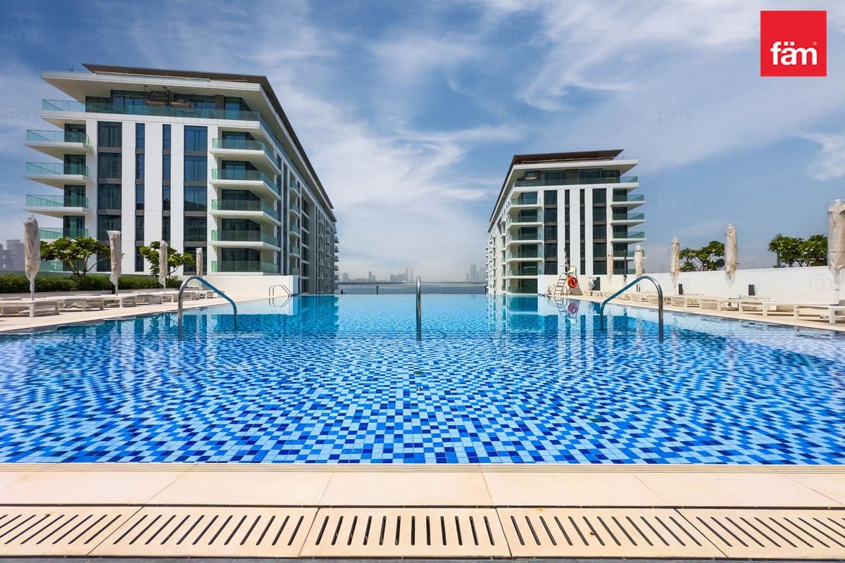 Premium Layout | Canal View | Negotiable