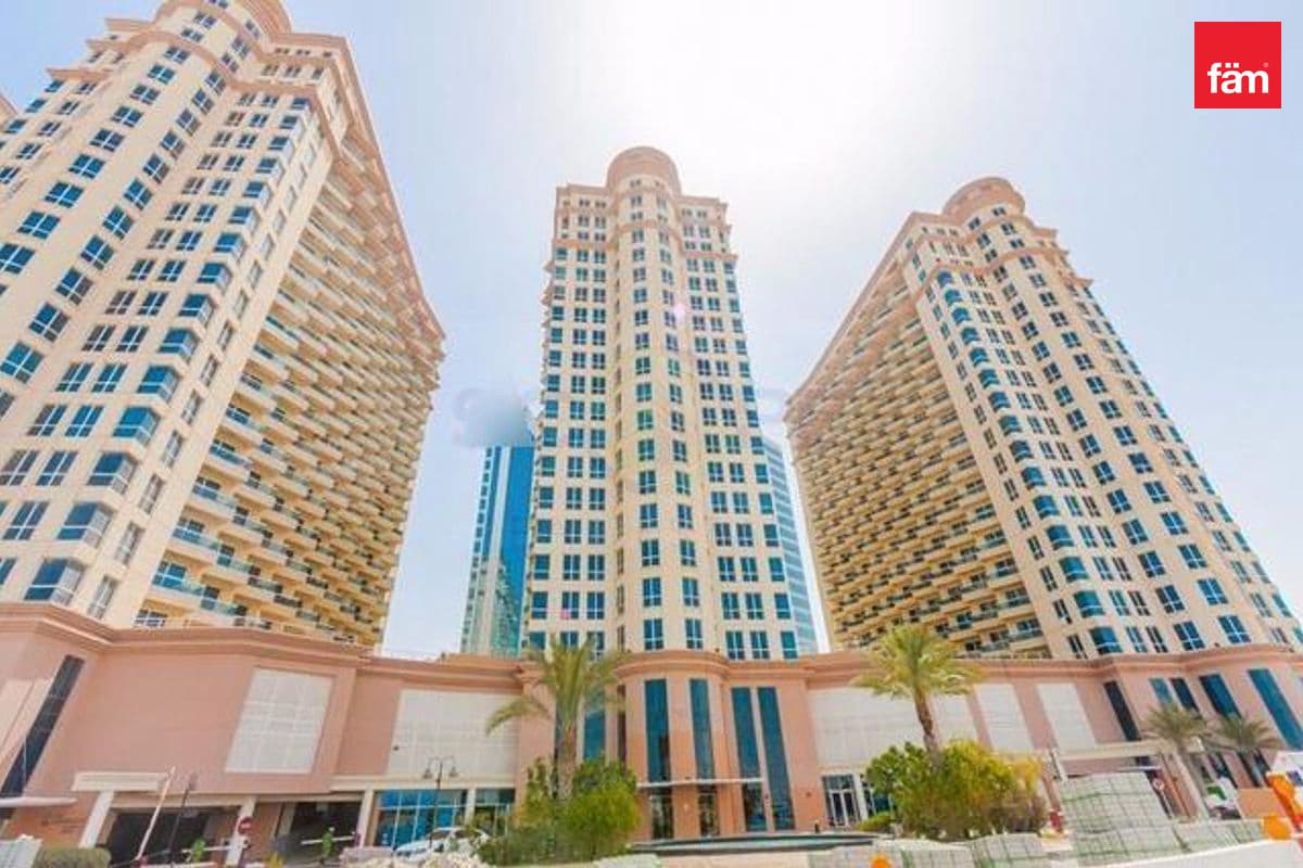 Lake View / Biggest Layout / Well Maintained