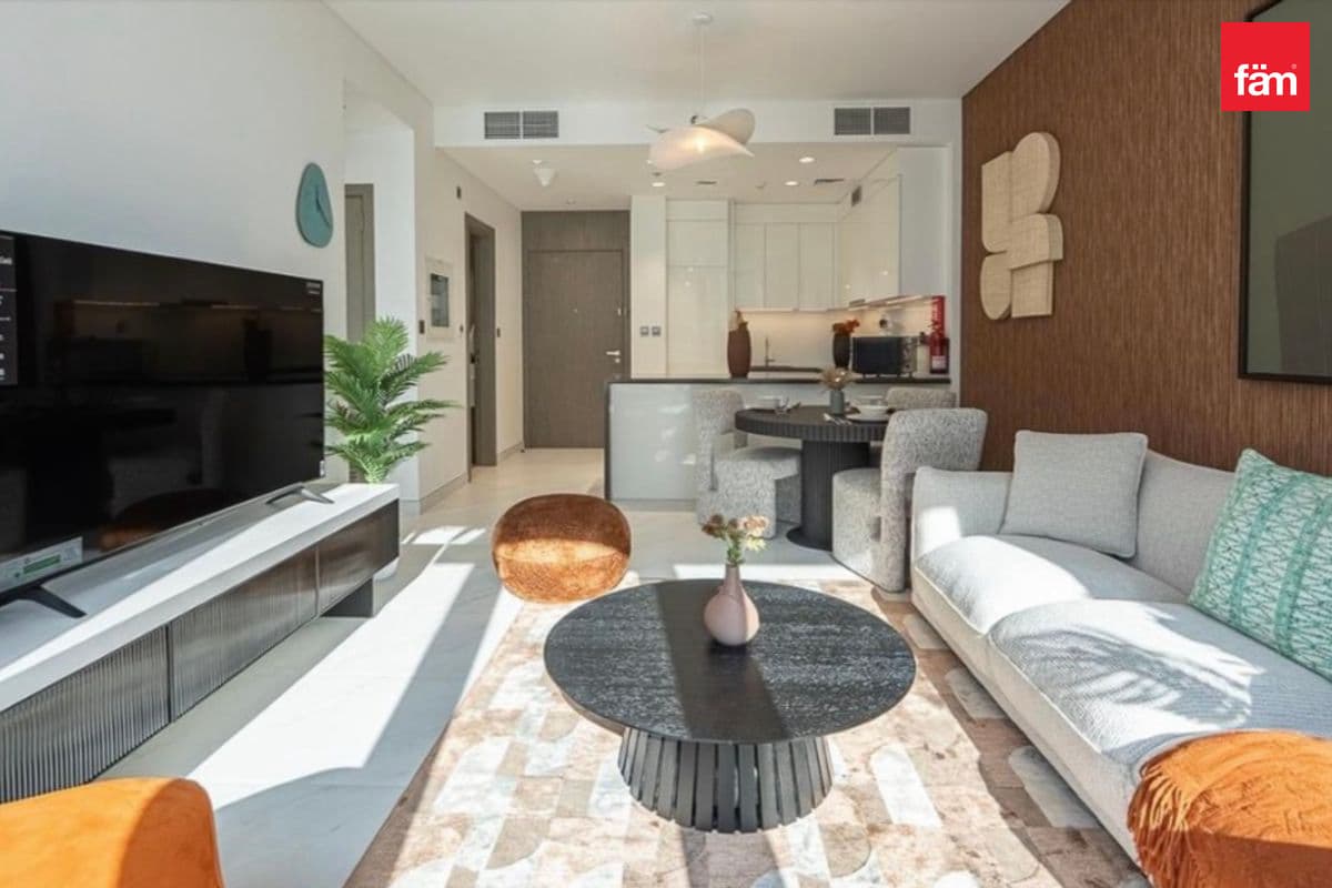 Open Layout | Stylish Furnished | Tenanted