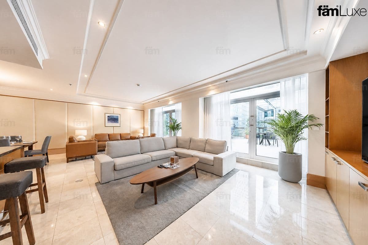 Penthouse | Spacious | Bills Included | Ready.