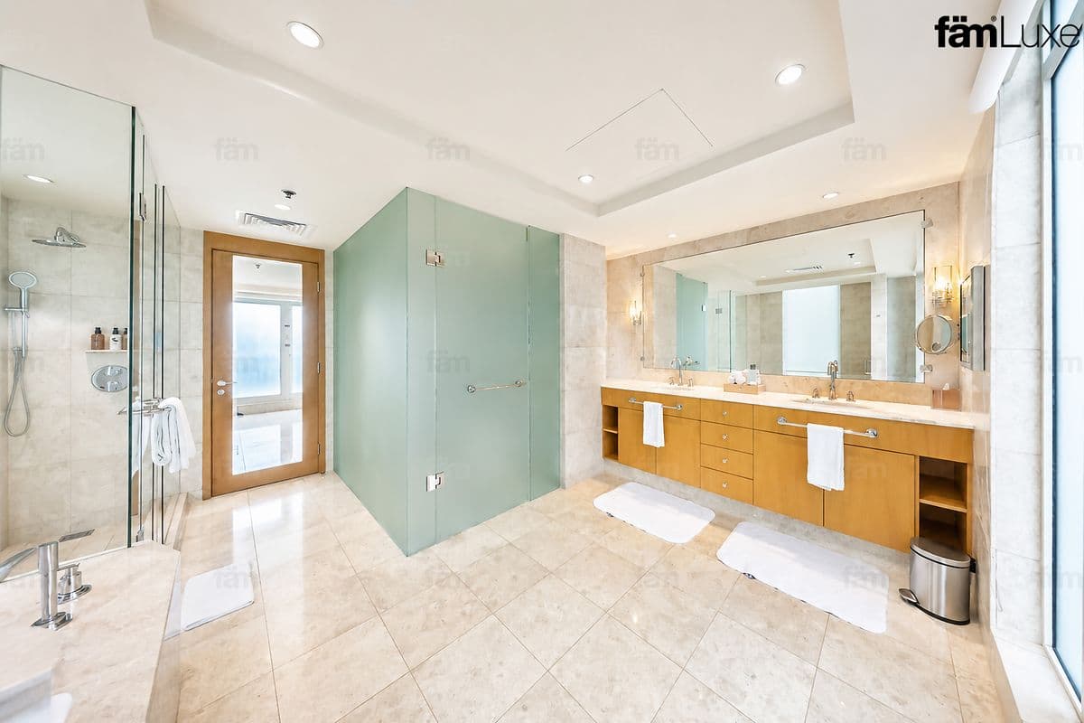Bills Included | Luxurious | Spacious Penthouse.