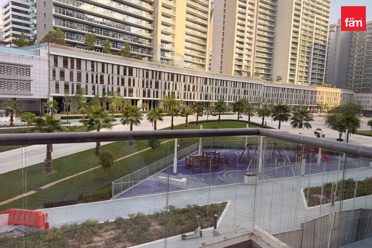 Large Layout | 3mins To Burj Khalifa