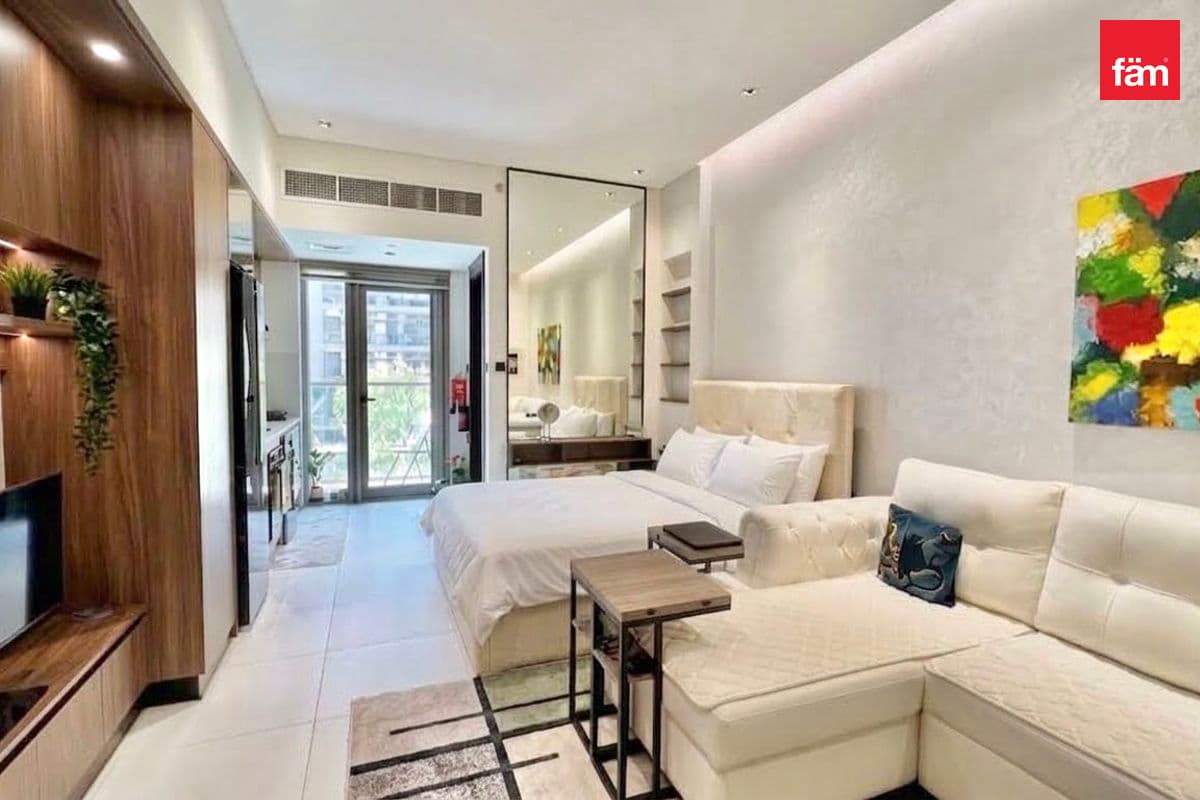 Fully Furnished | Vacant | Resort Living