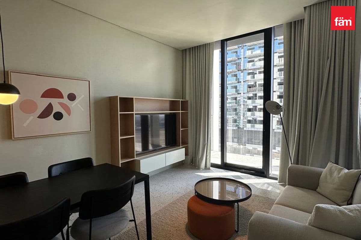 Spacious 1 Bed | Fully Furnished | High Floor