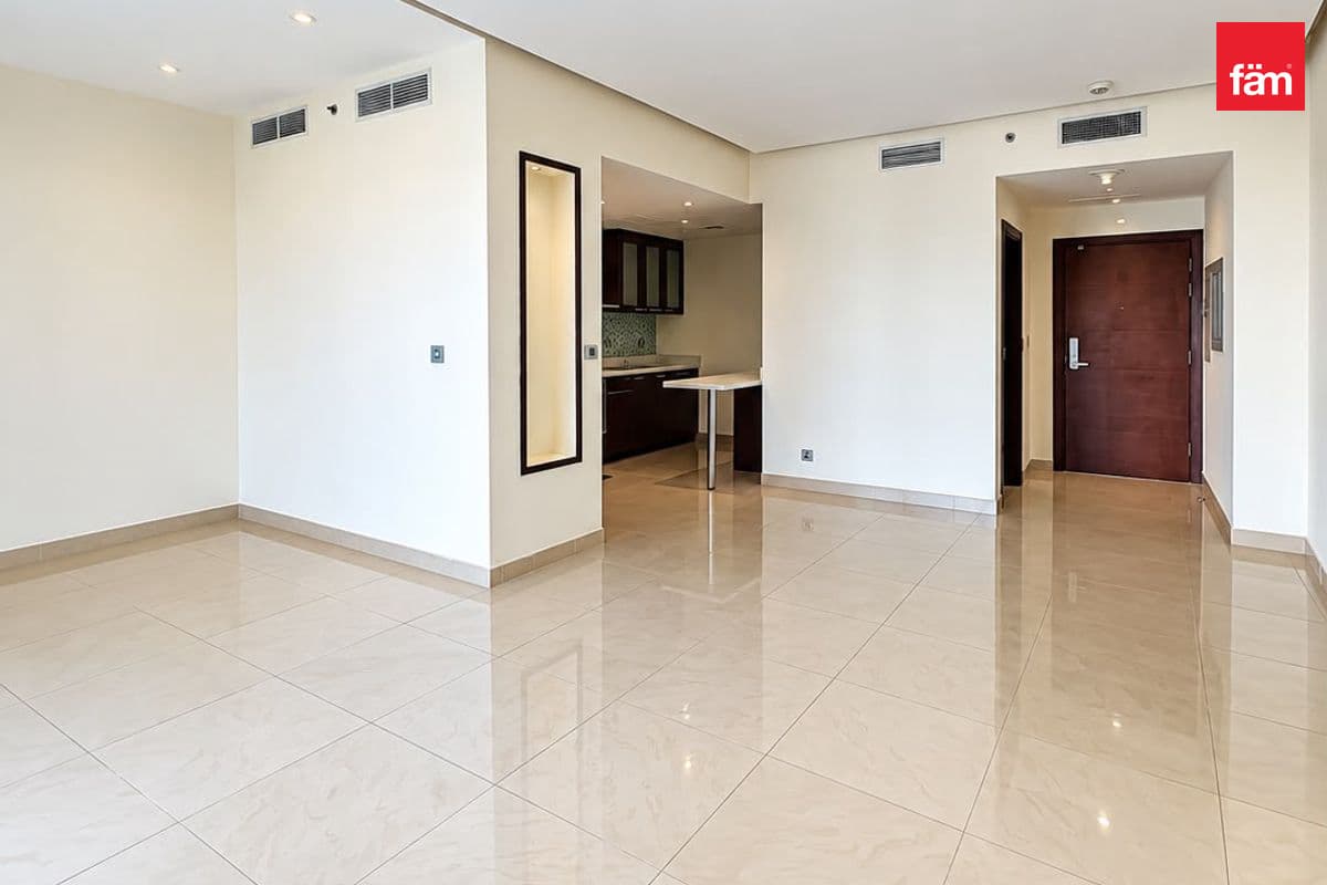 Spacious 1 Bedroom | Park View | Prime Location
