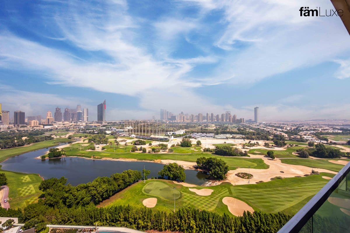 Luxury Living |Fully Upgraded|Golf Course View