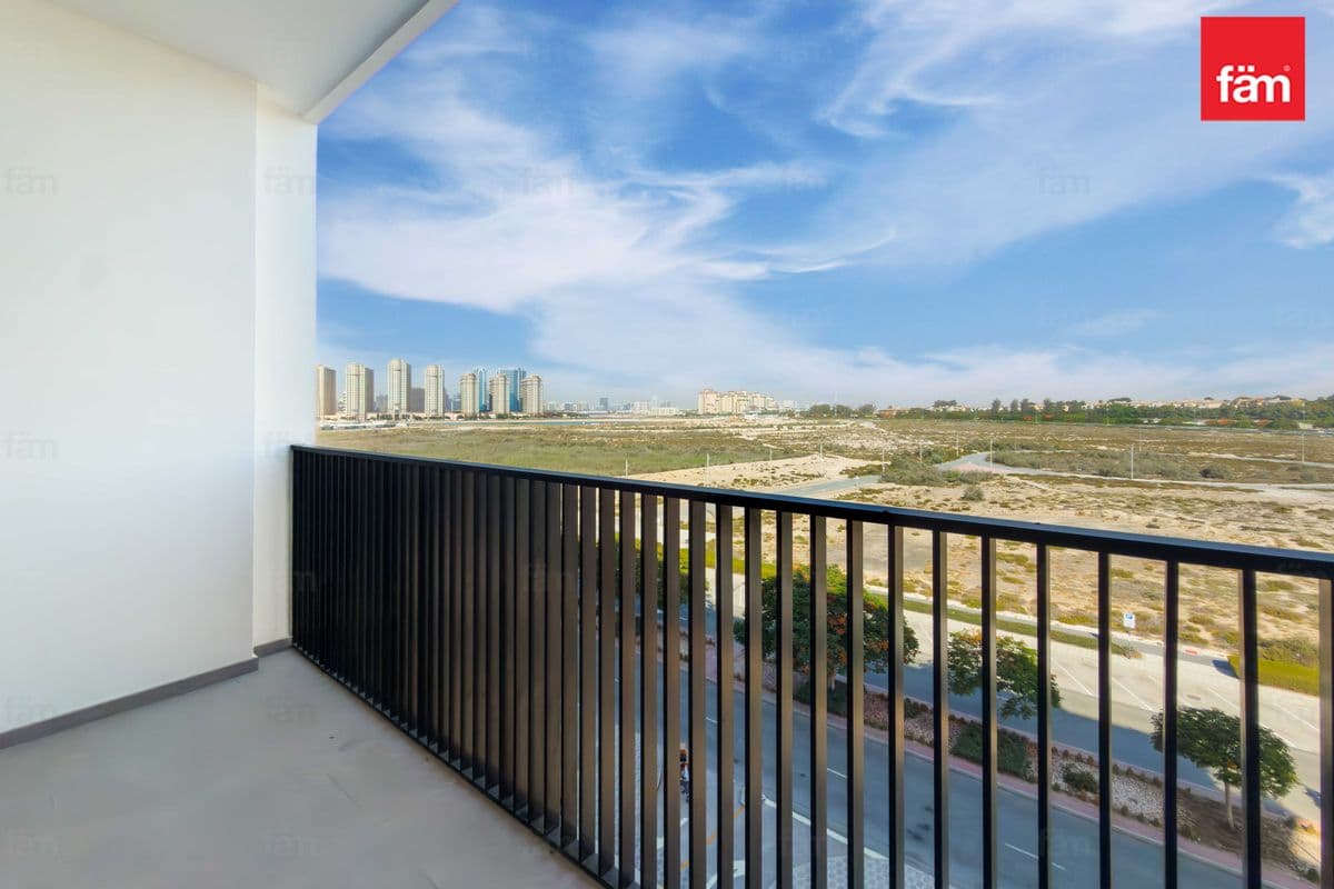 Open View | Spacious | Fully Equipped Kitchen