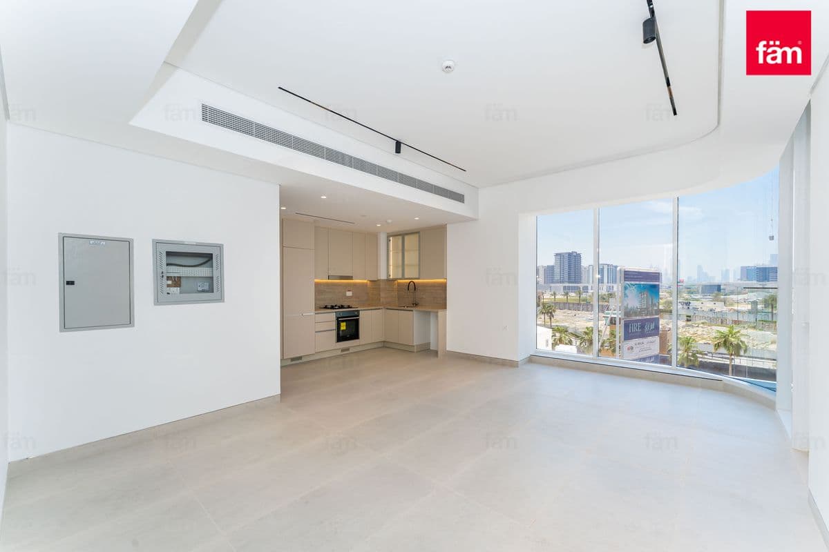 1 Bedroom Plus Study | Spectacular View