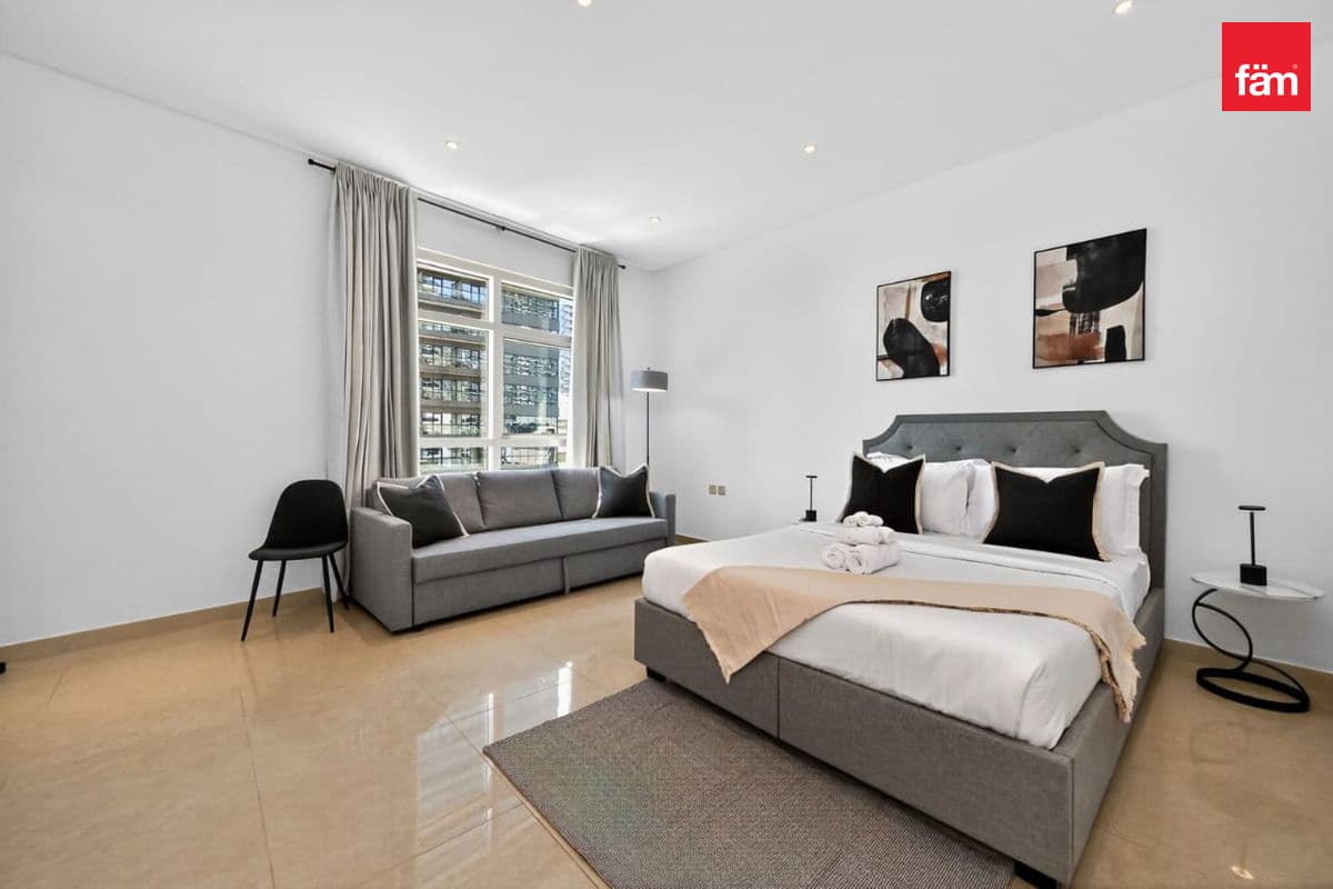 Fully Furniished| Beside Metro| Spacious Studio