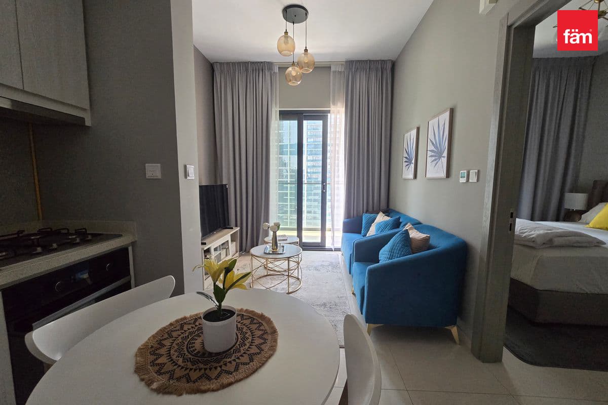 Fully Furnished | Pool View | Near Metro