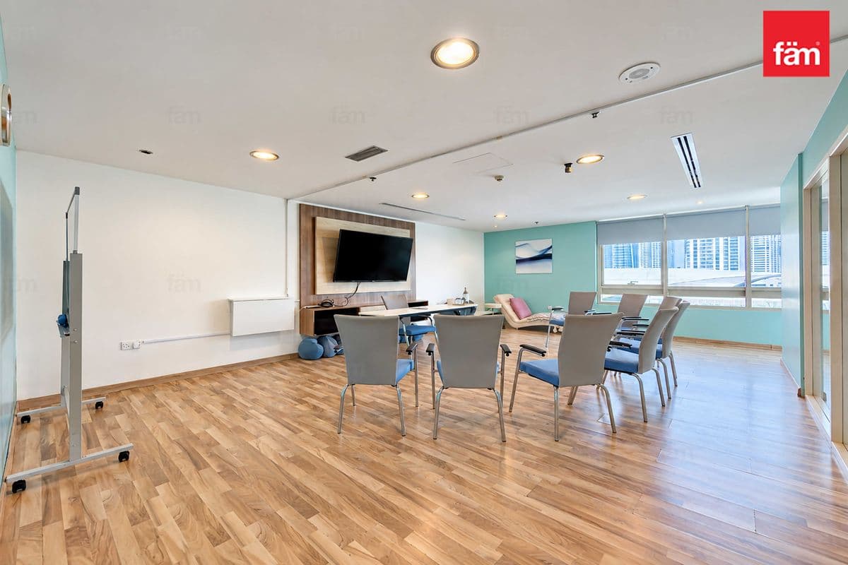 Lowest Price | Ready To Move | JLT Expert
