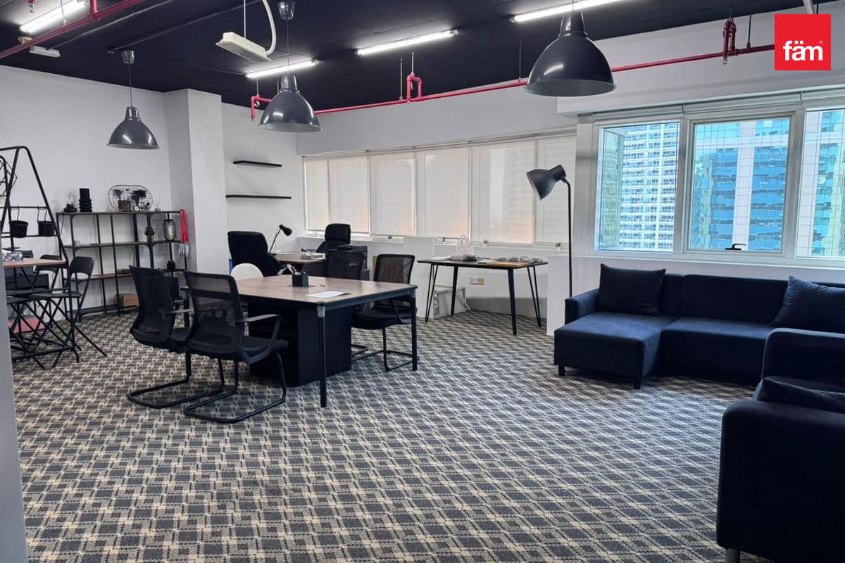 Lowest Price | Ready To Move | JLT Expert