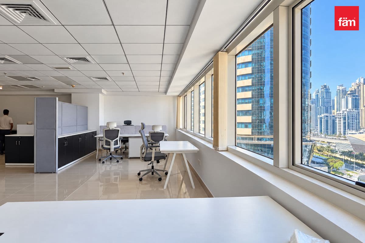 Vacant|Fully Furnished|Next To Metro Station