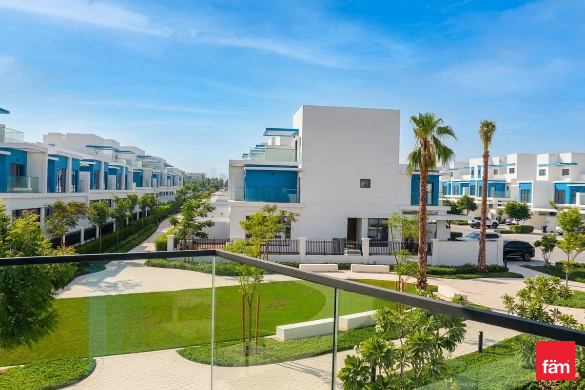Largest Garden | Near To Park | Central Hub