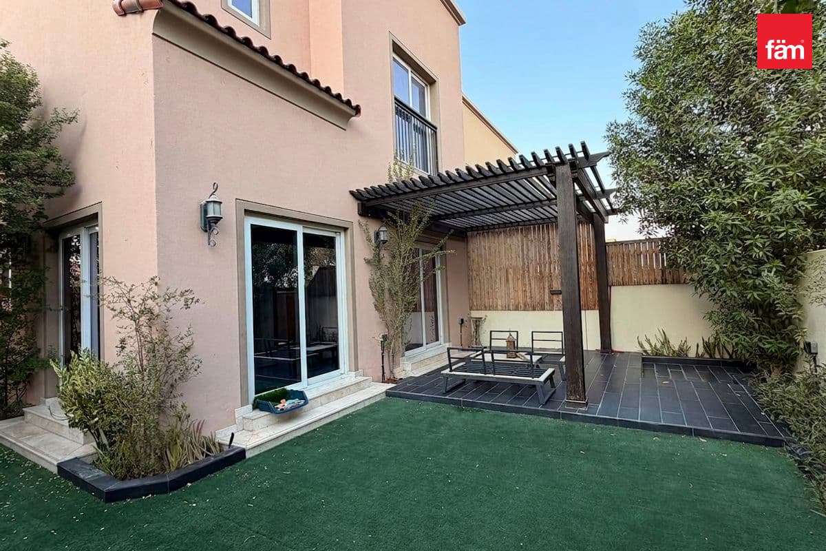 Upgraded | Corner Unit | Landscaped