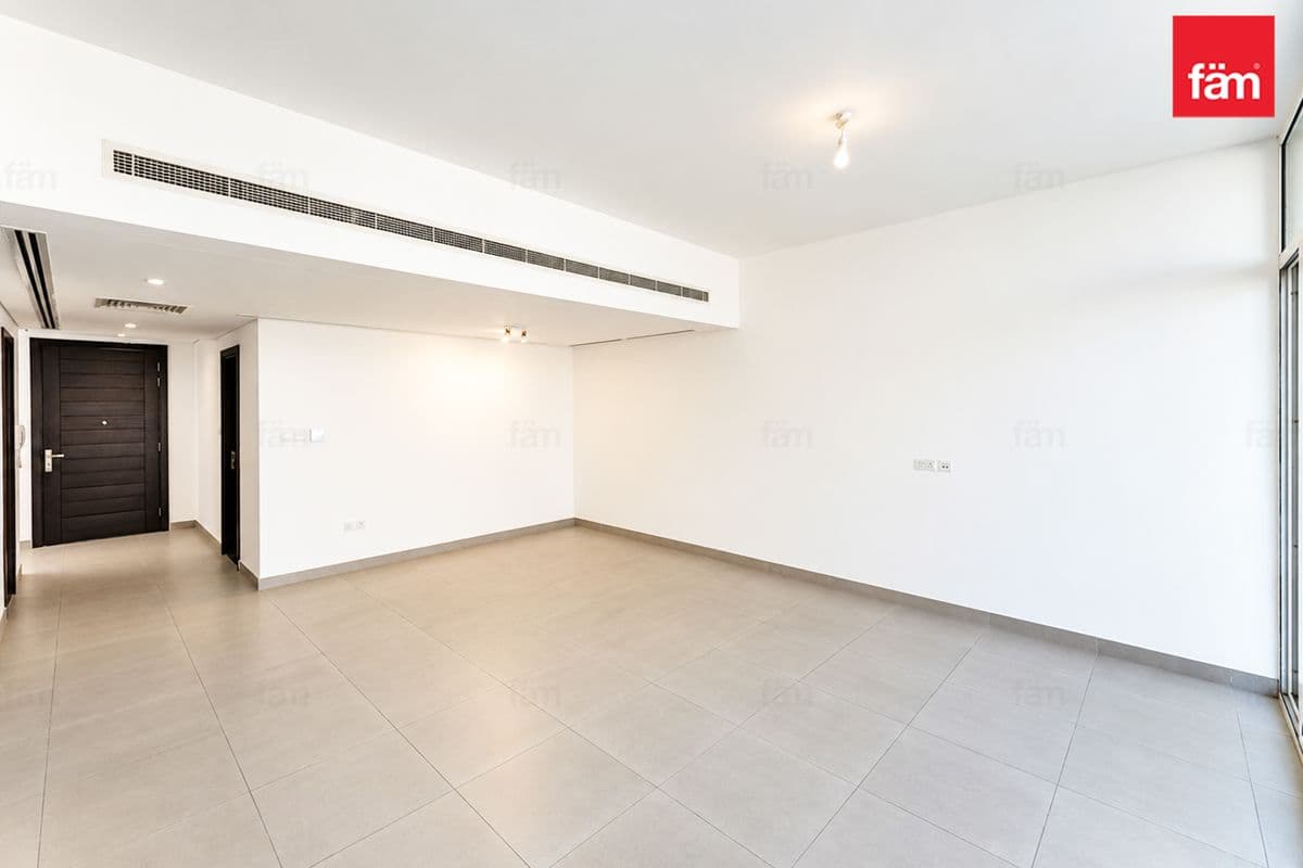 Type A | Middle Unit | Multiple Cheques