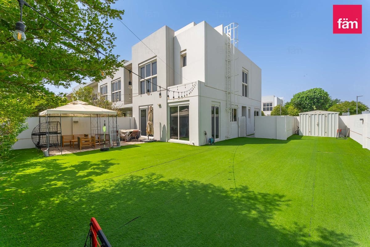 Large Plot | Well Maintained | Ready To Move
