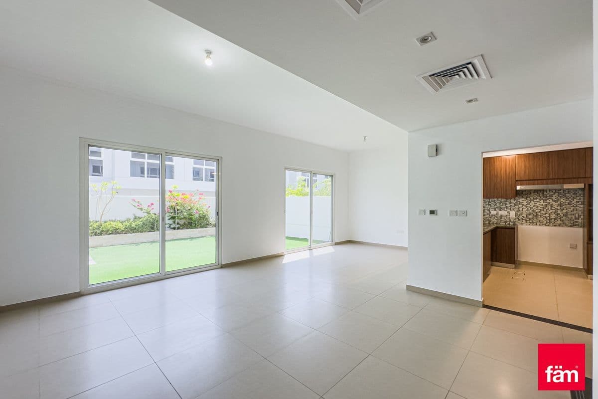 Single Row Immaculate 3 Bed Type B, Close To Pool