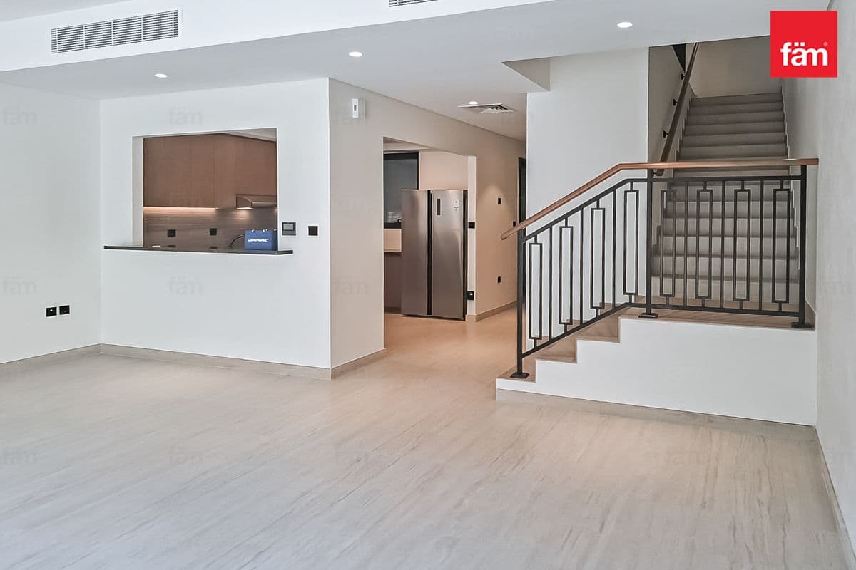 4-Bedroom Townhouse For Rent | Portofino At Damac