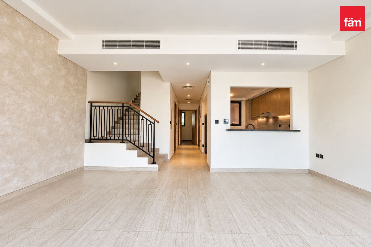 Single Row | Vastu | Ready To Move In