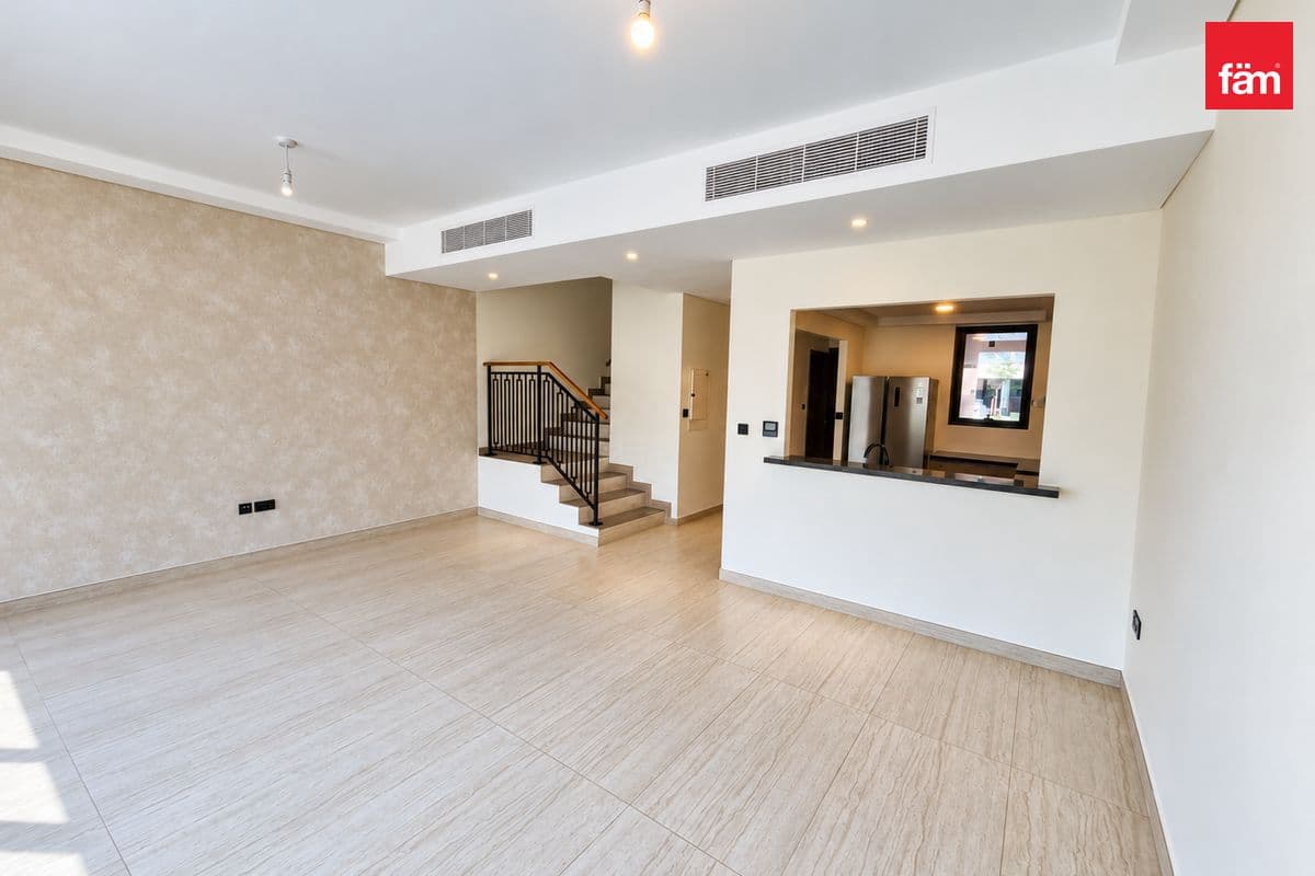 Vastu | Single Row | Vacant | Family Layout