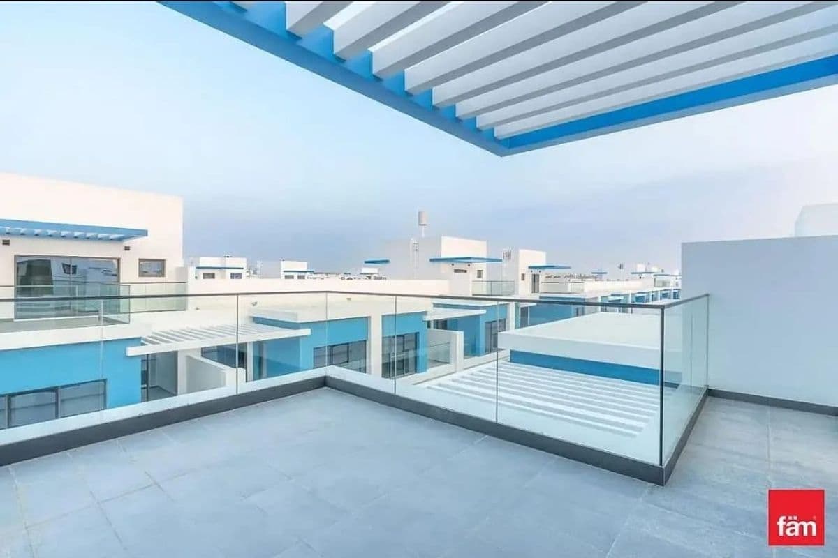 Close To Amenities / Brand New / Lagoon Specialist