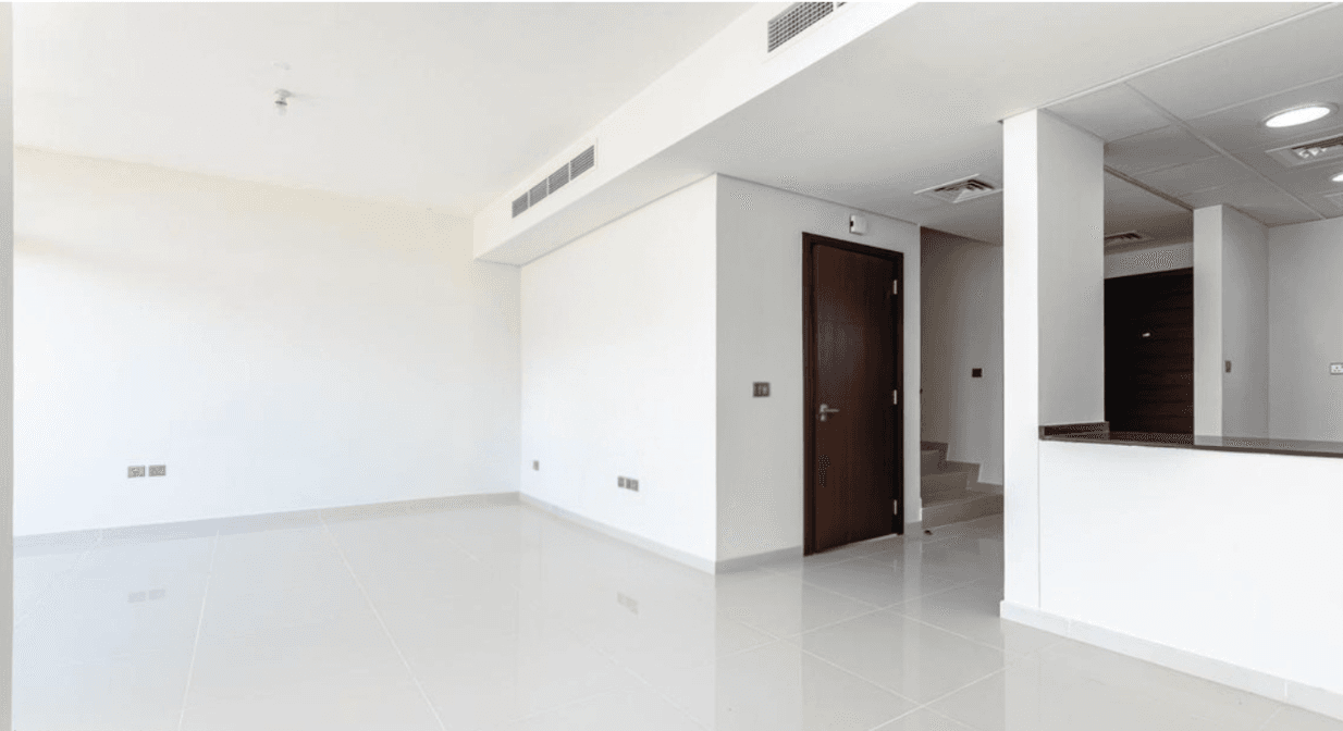 Single Row | Close To Pool | Facing Garden