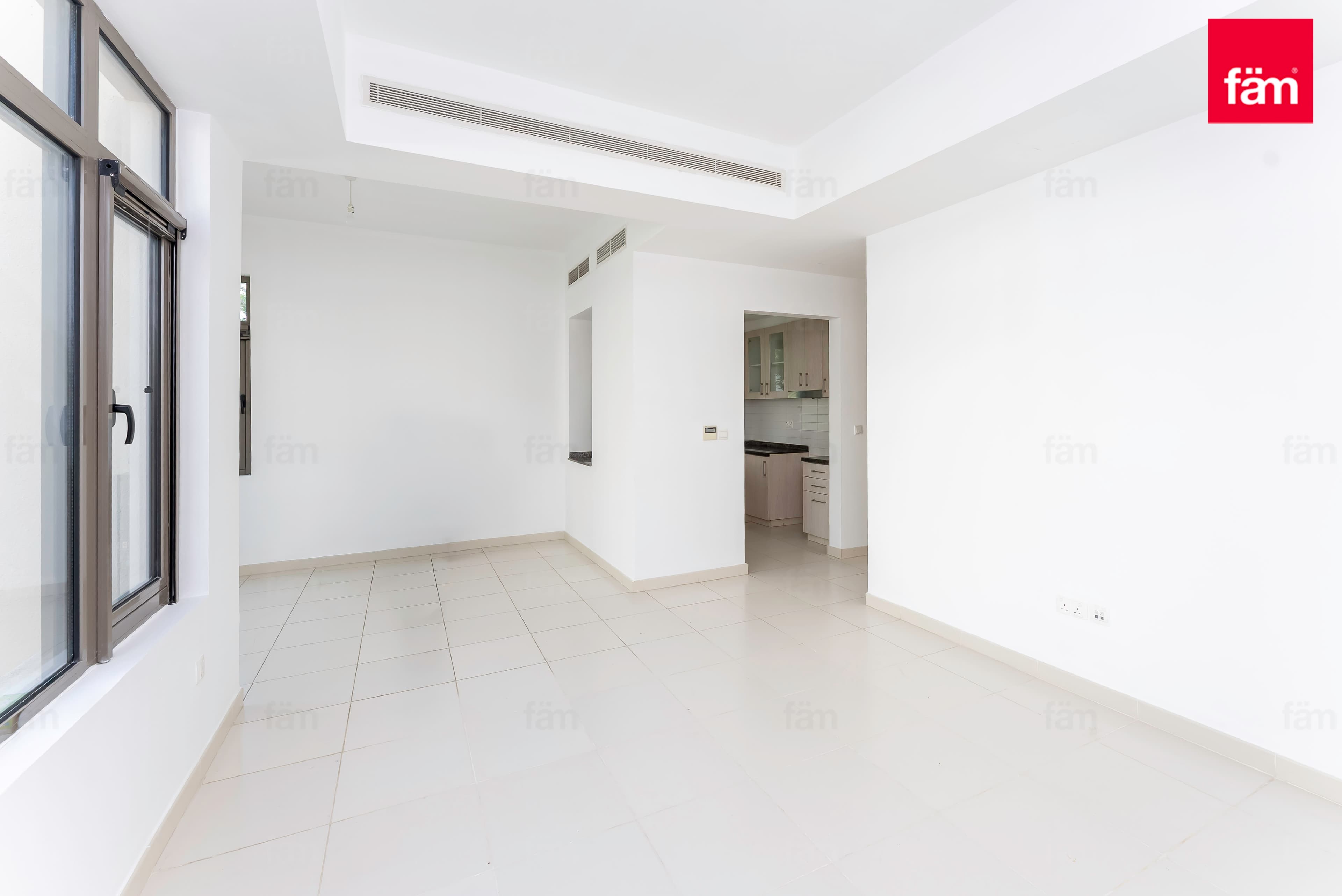 3br With Study I Type H I End Unit I Vacant