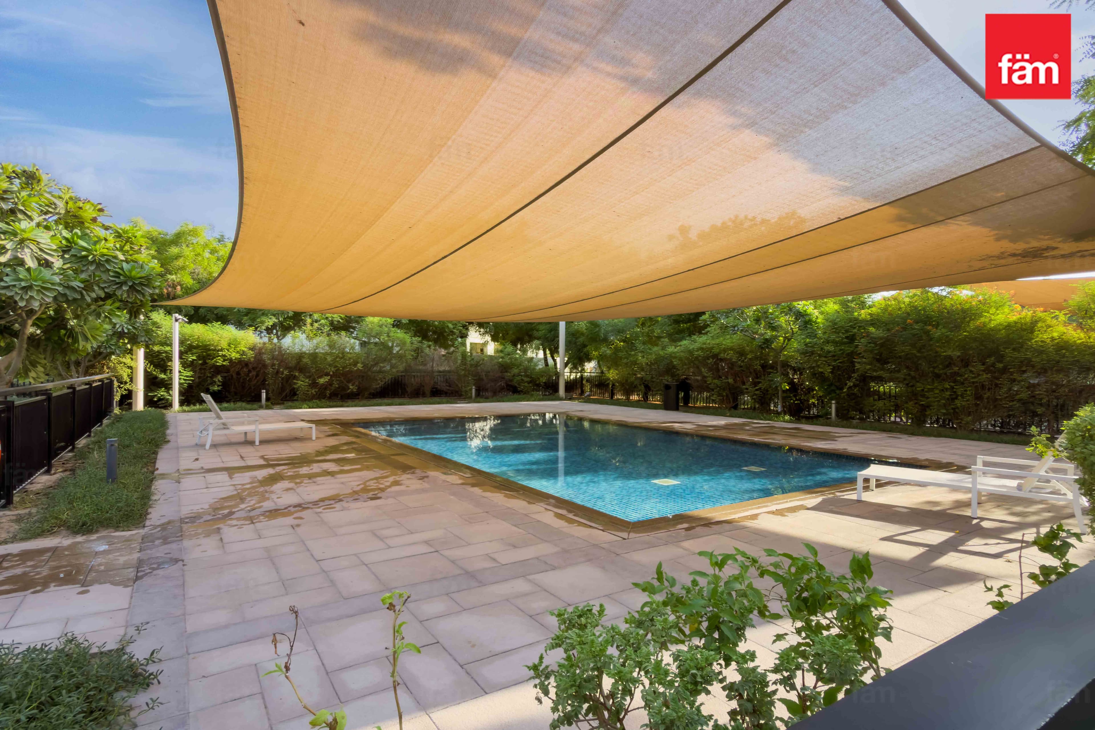 Available Nov 1 | Middle Unit | B2b | Cozy Garden