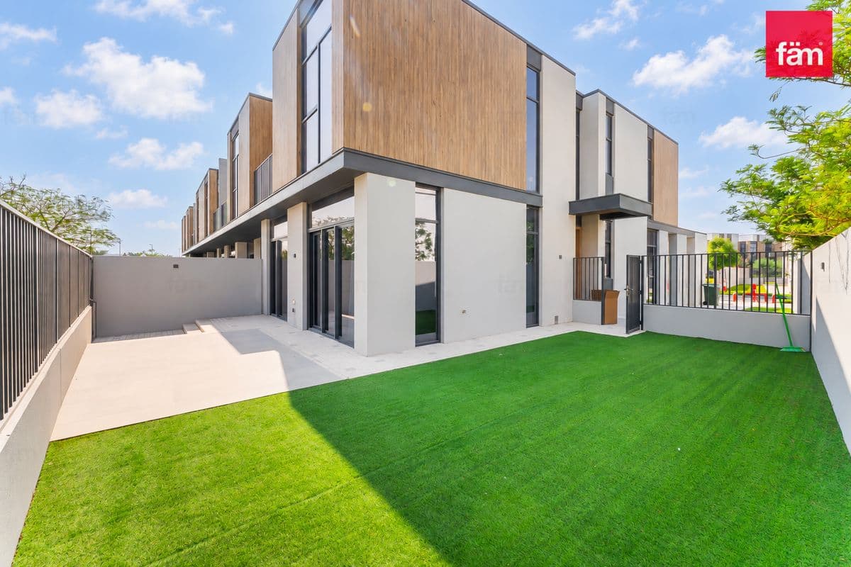 Single Row I Ready To Move In I Vastu Unit