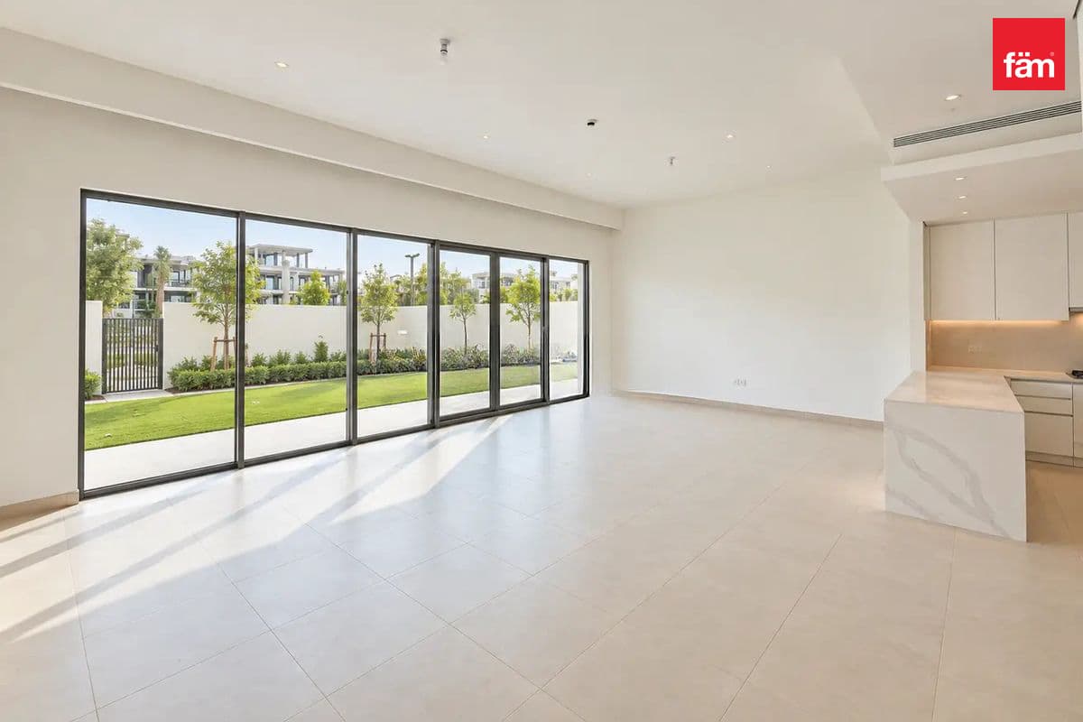 Biggest Plot | Best Location | Middle Unit