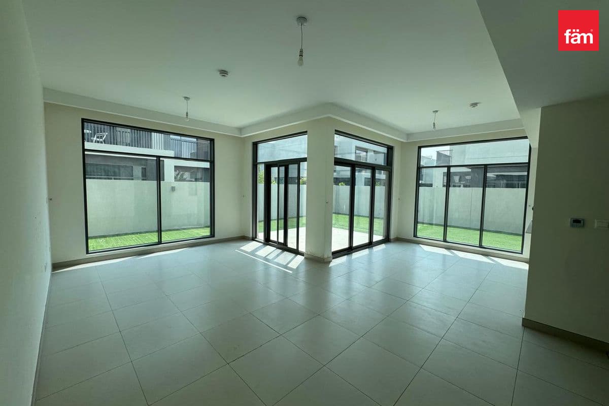 5br + Maid & Private Garden|The Pulse Beachfront