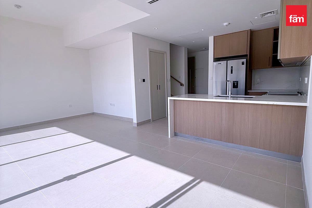 Just Handed Over | Single Row | Kitchen Appliances