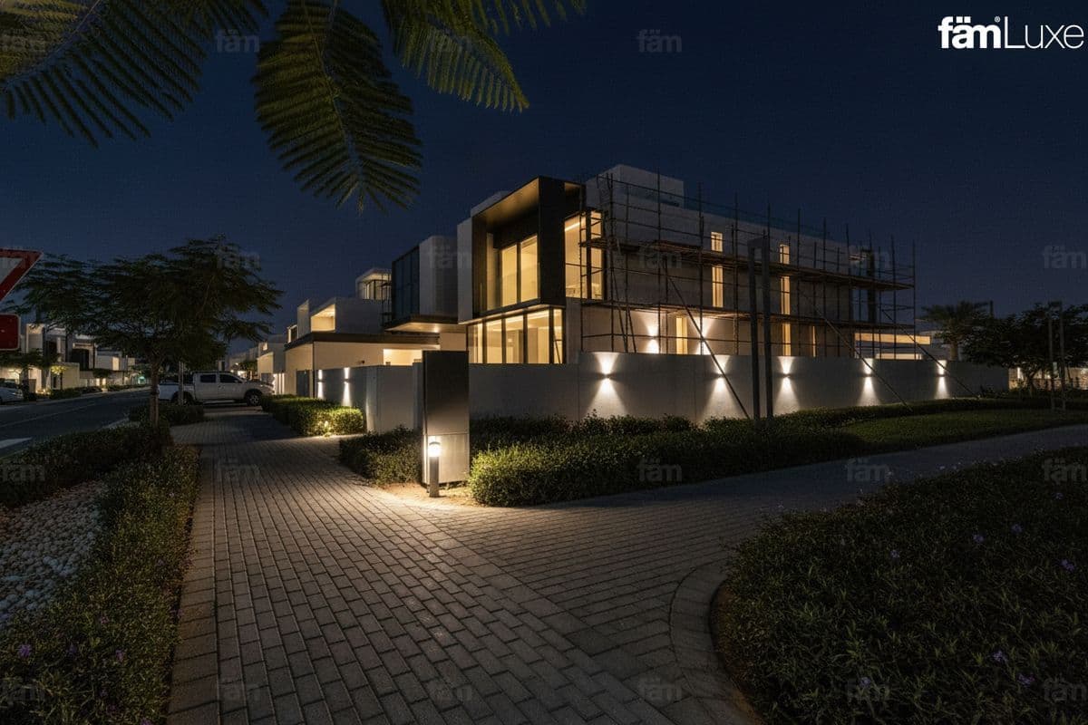 Upgraded Villa For Rent | 5-Bedroom | Lagoon-Front