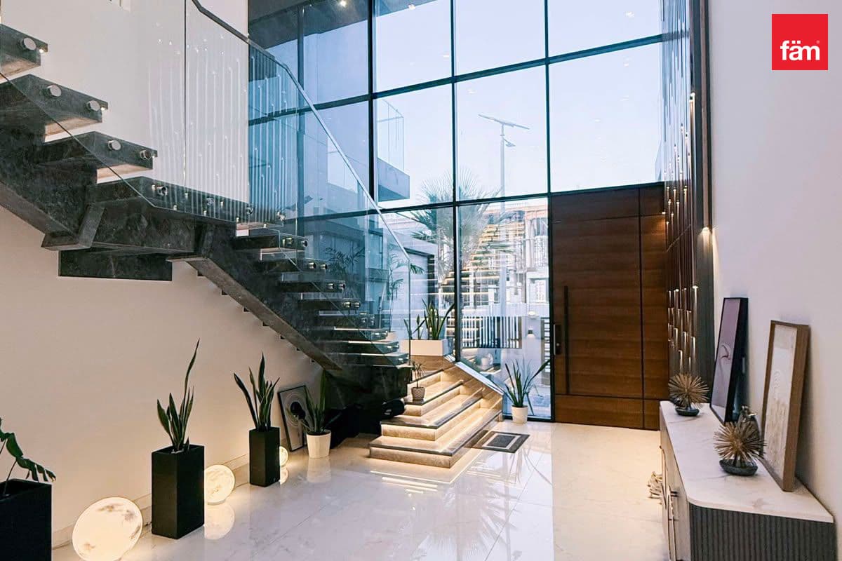 Luxurious Villa | Open Bright Layout | Vastu