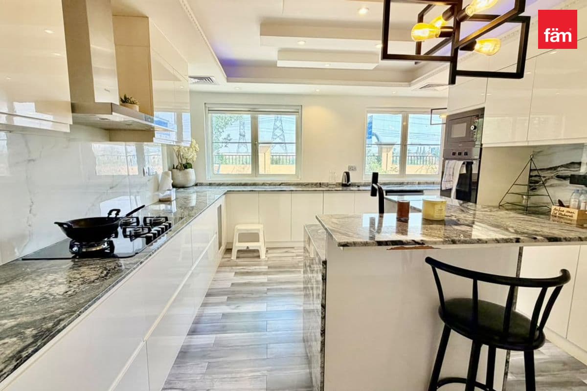 Spacious | Big Garden | Maids | Renovated