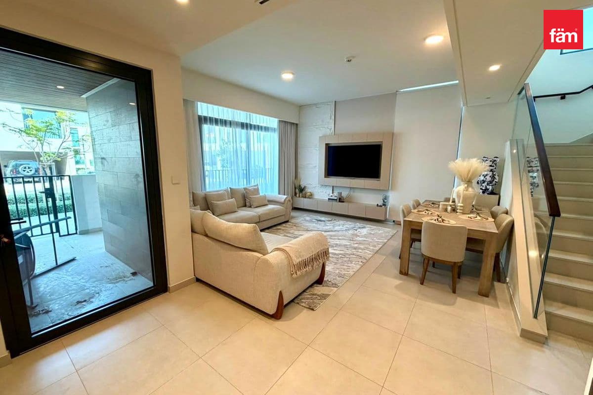 Fully Furnished | Prime Corner | Steps To Market