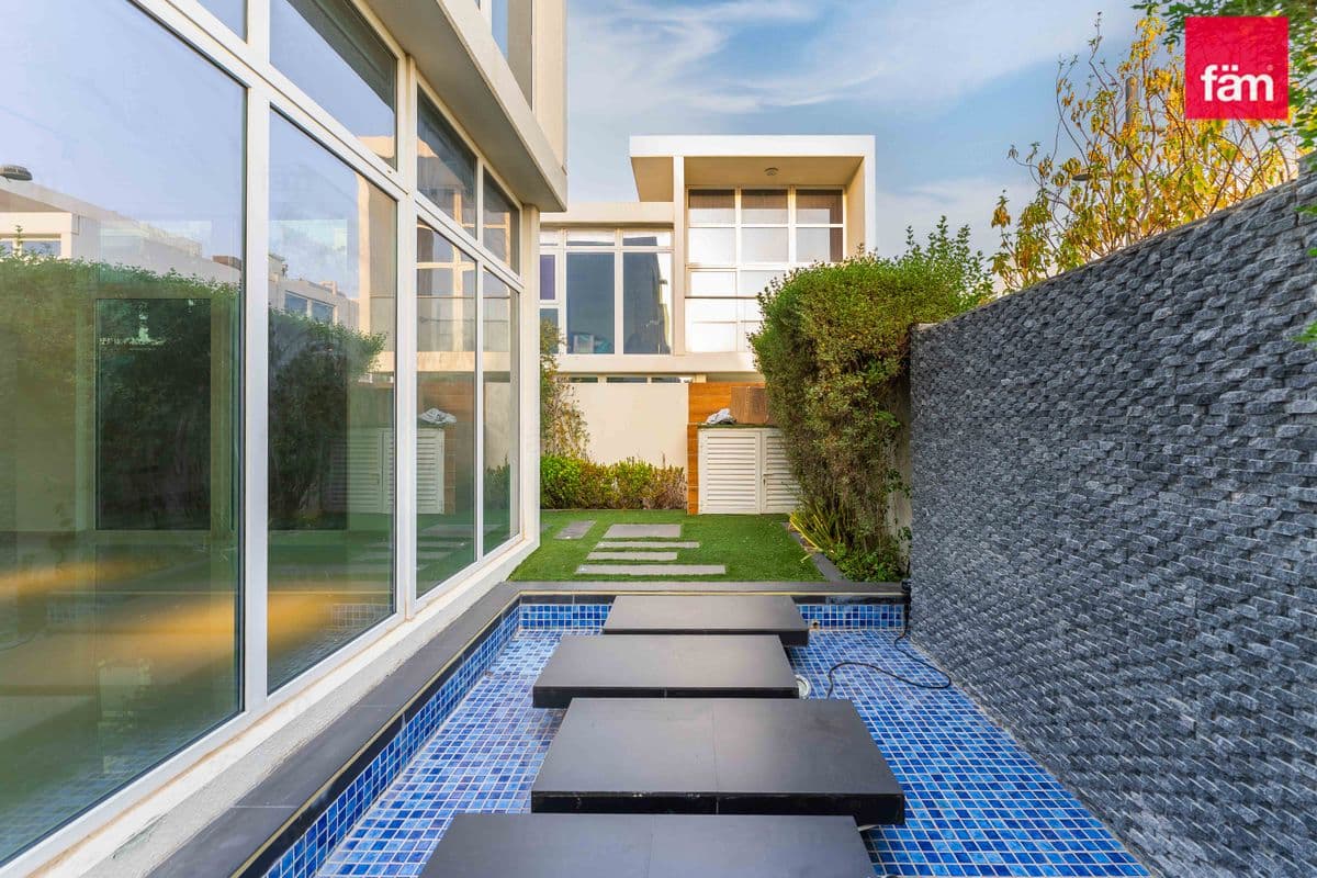 Premium 6br | Upgraded Garden | Owner Maintained