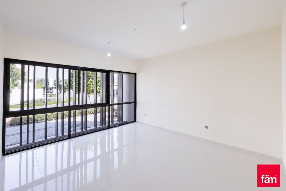 Landscaped | V3 Type | 6 Bedroom | Claret