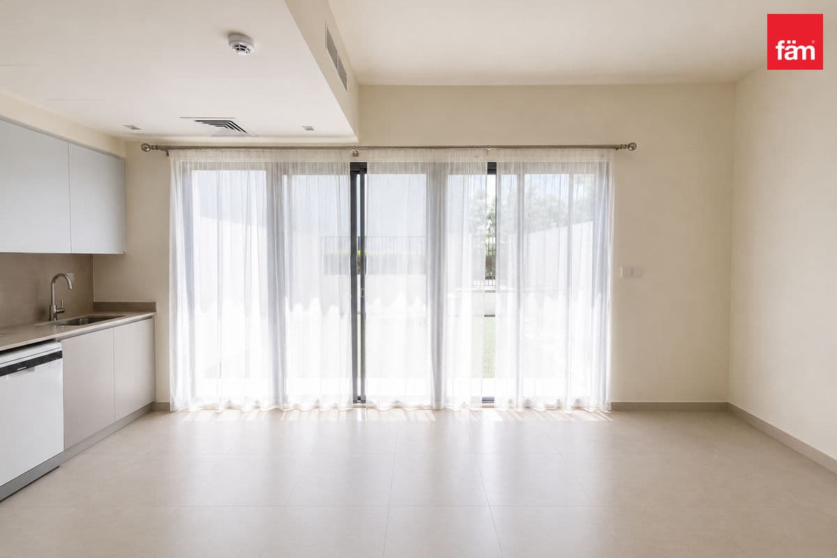 Direct Pool Access | Single Row | Private Garden