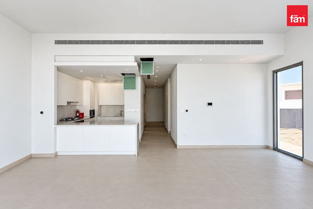 Big Plot | Corner Unit | Brand New Spacious Layout