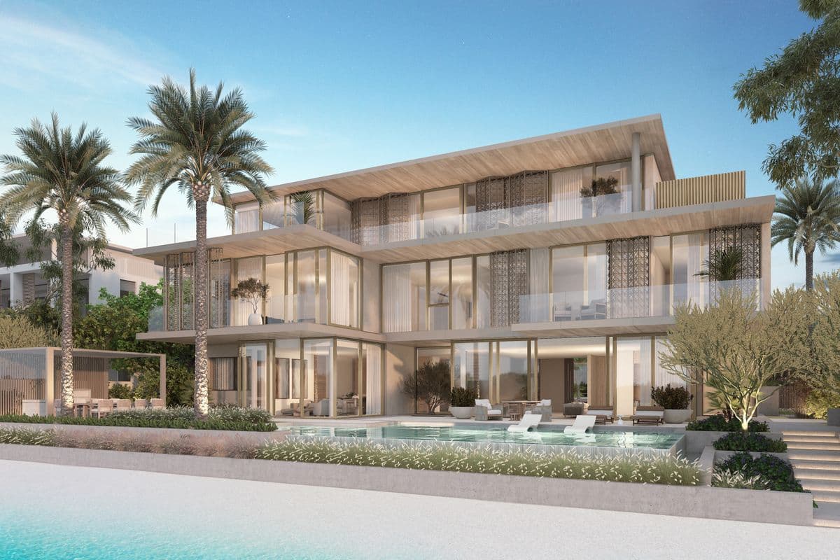 Ultra Luxury Living | Private Garden And Pool